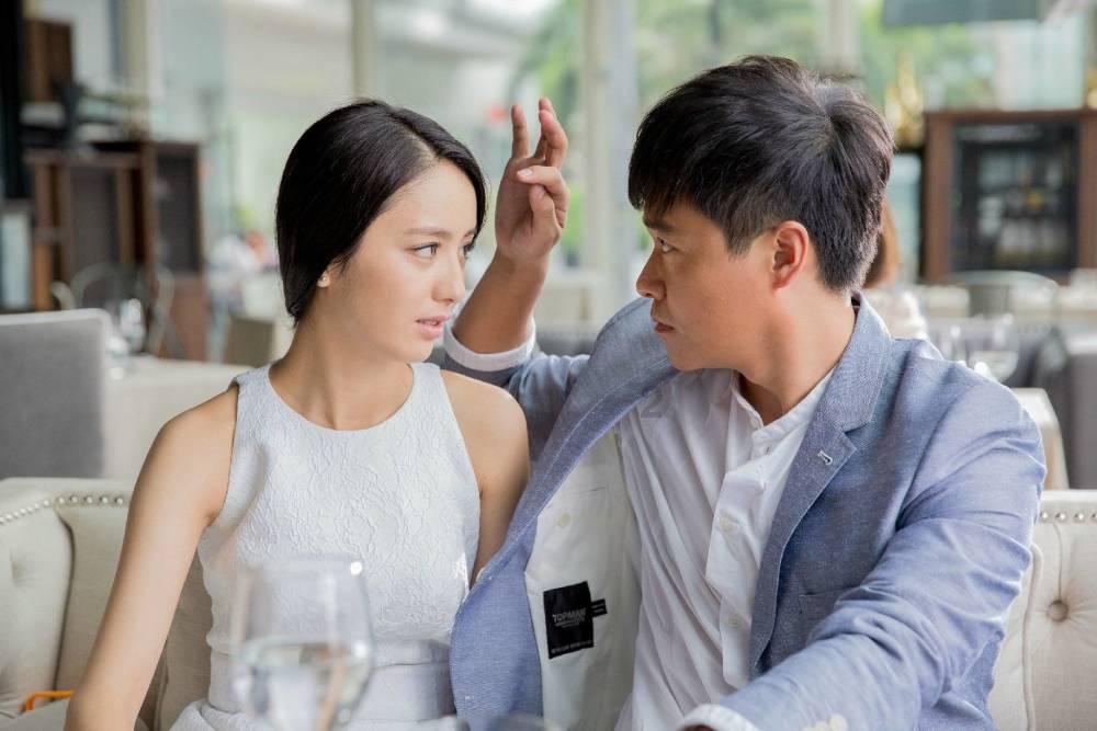 中国电竞人物排行榜,uzi不在前五名,第一名世界冠军拿到手软