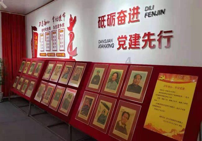 逃离黑白系房屋